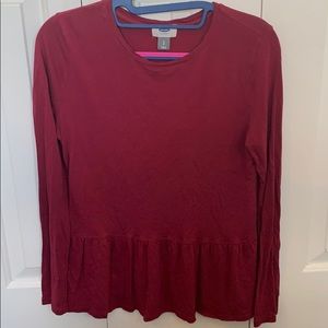 Long sleeve maroon shirt with small ruffles